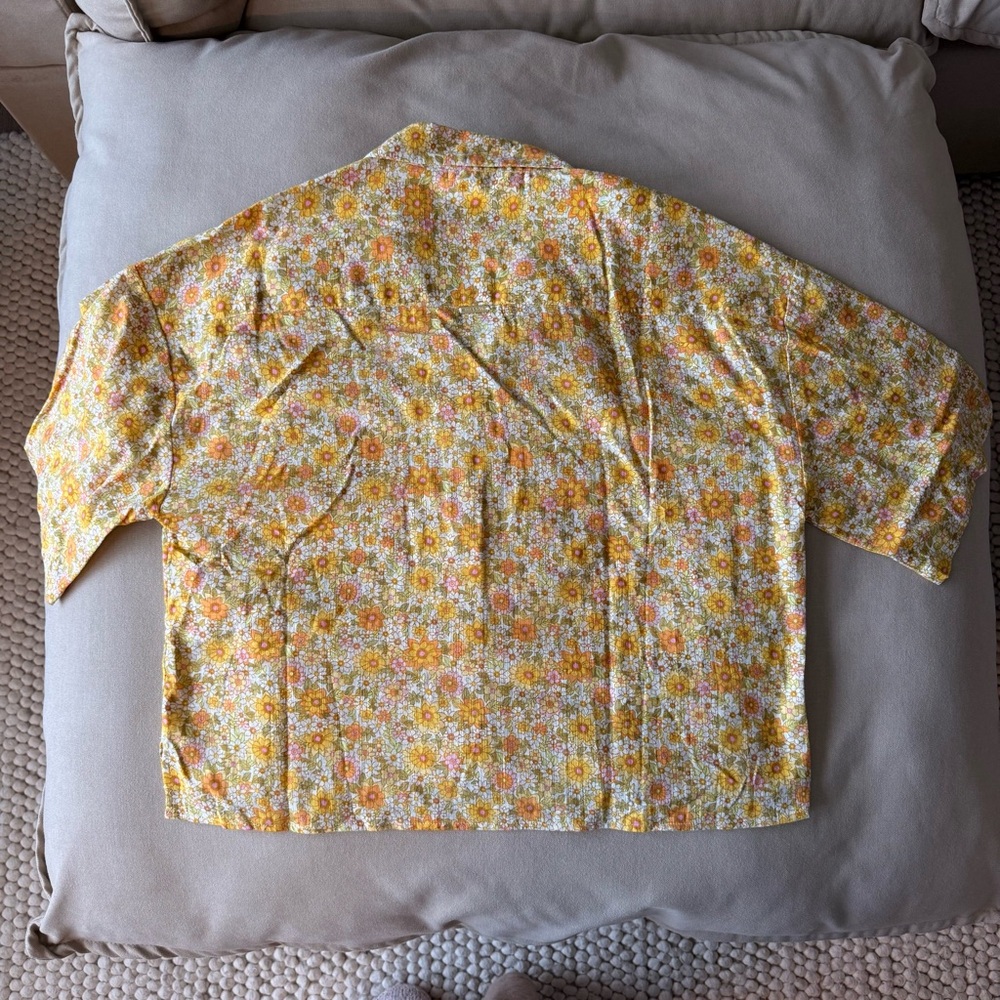 Billabong Floral Oversized Button Down - Picture 2 of 3